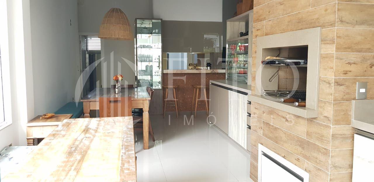 Jurerê Internacional | Casa 4 quartos, sendo 4 suites  - Fito Imóveis