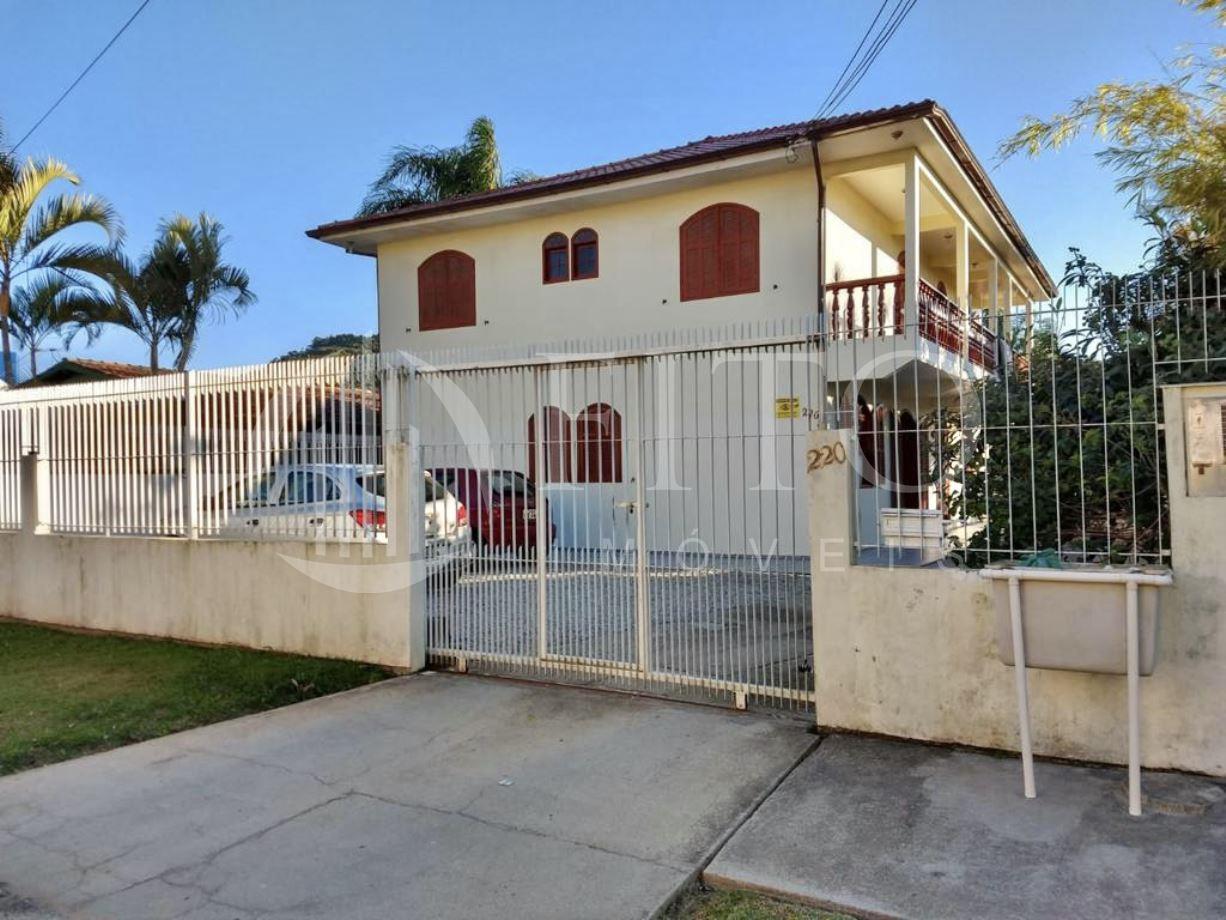 Canasvieiras | Terreno 7 quartos, sendo 3 suites - Fito Imóveis