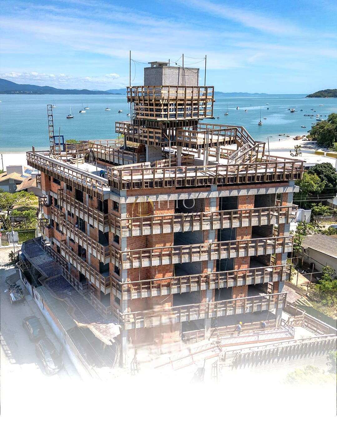 Apartamento à venda vista mar com 3 suítes, 156,33m² - Fito Imóveis