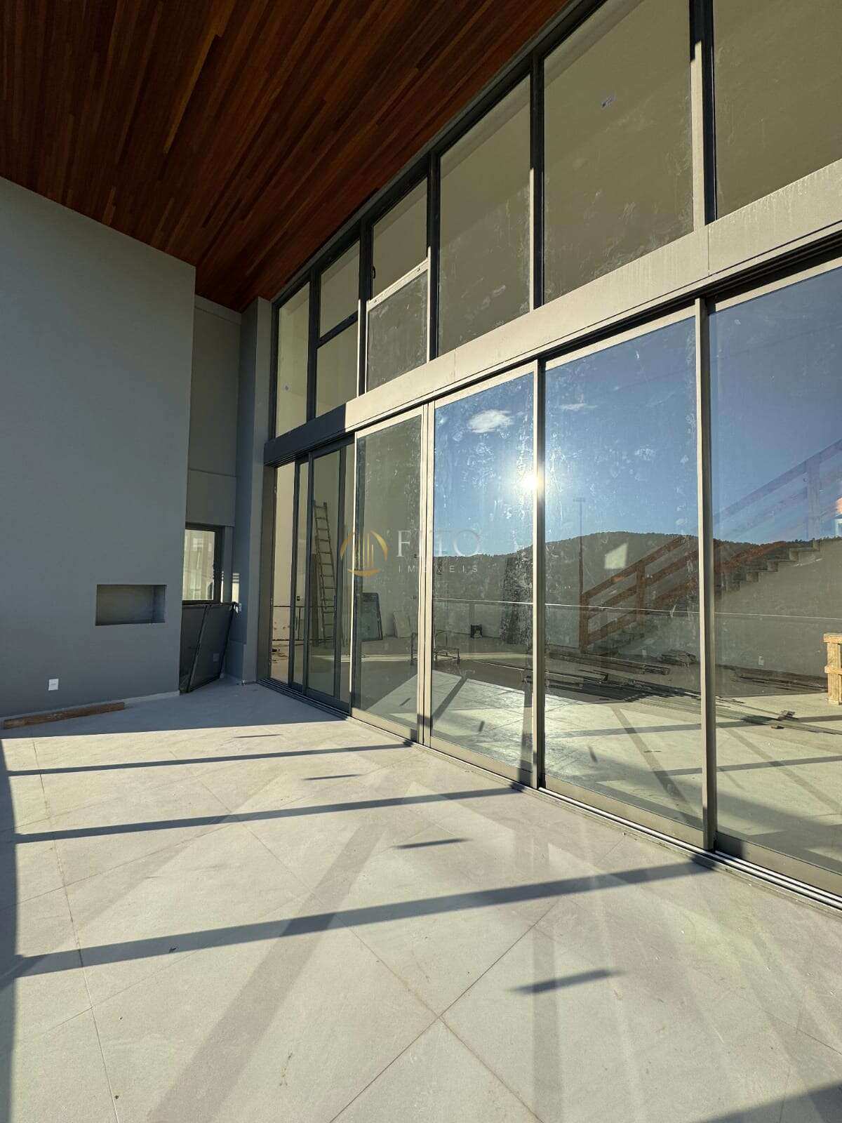 Apartamento novo à venda, com 4 dormitórios, sendo 3 suítes, 345,00m² - Fito Imóveis