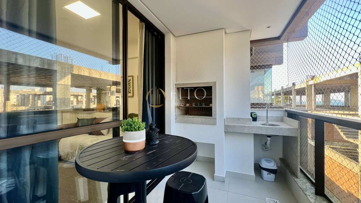 Apartamento à Venda com Acesso Privativo à Praia | Canasvieiras, com 2 quartos (1 suíte) | Mobiliado - Fito Imóveis