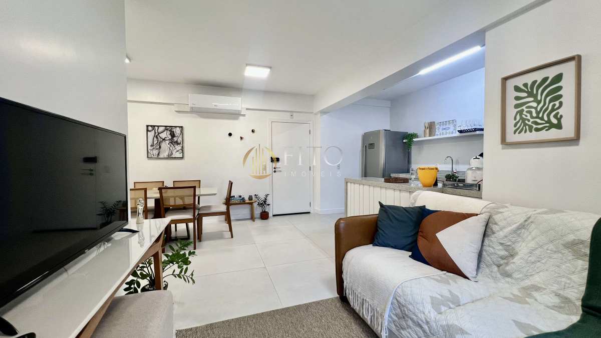 Apartamento à Venda com Acesso Privativo à Praia | Canasvieiras, com 2 quartos (1 suíte) | Mobiliado - Fito Imóveis