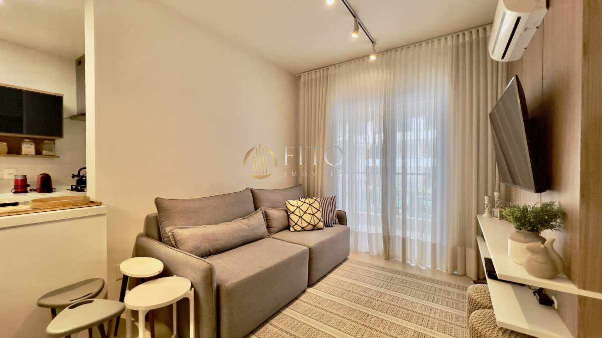 Apartamento à venda em Jurerê, 50m do mar, com 2 quartos, 85m². - Fito Imóveis