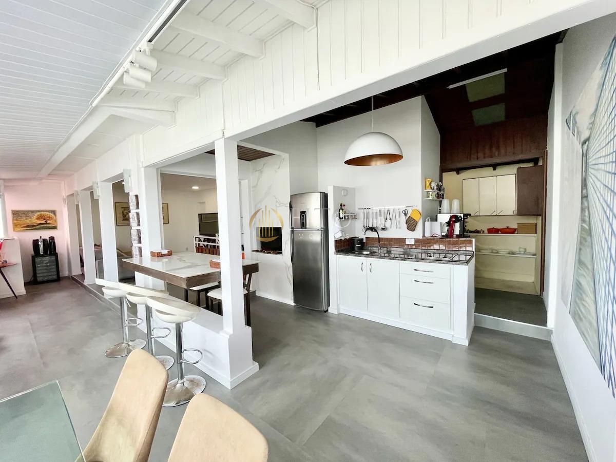 Apartamento à venda em Florianópolis, Jurerê Internacional, com 3 quartos, 160m² - Fito Imóveis