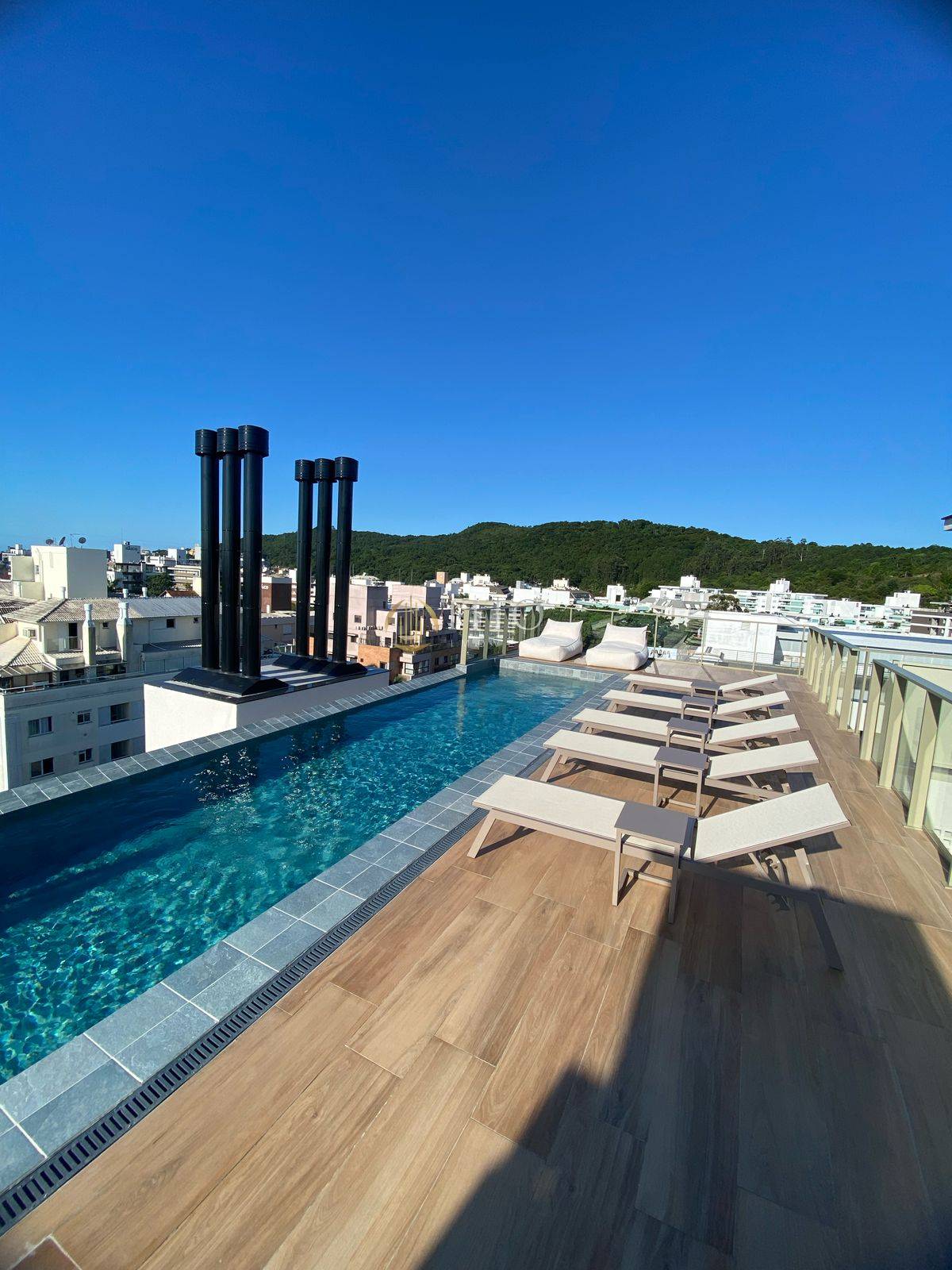 Apartamento com 01 suíte, 55,86m², à venda em Florianópolis, Jurerê Internacional - Fito Imóveis