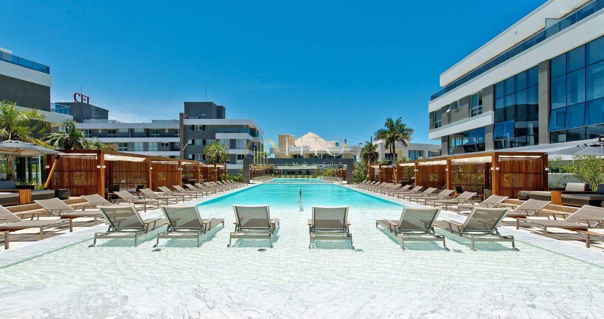 50 metros do Mar - Apartamento com 3 suítes, 147m², à venda em Florianópolis, Jurerê Internacional - Fito Imóveis