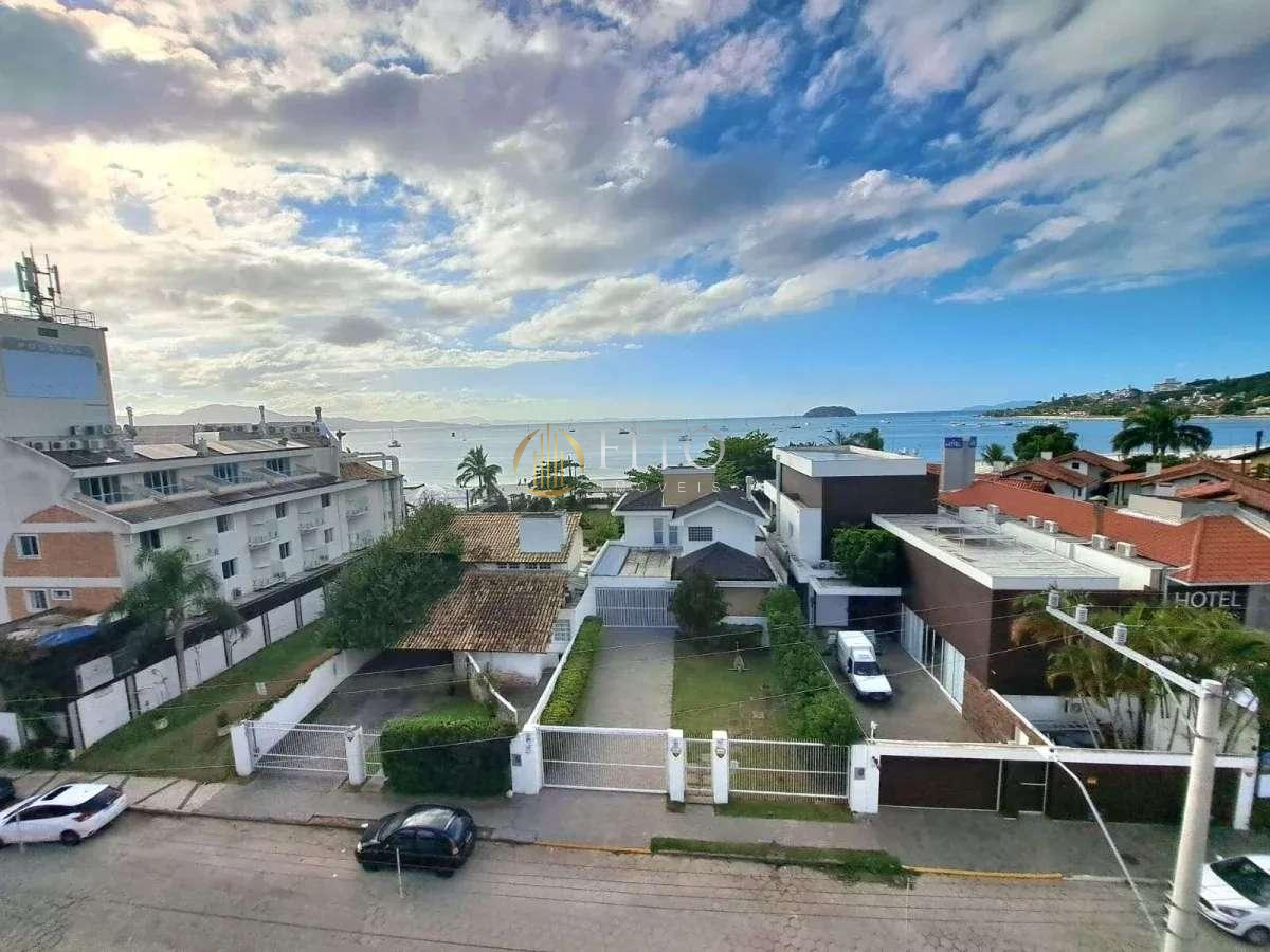 Luxo e sofisticação! Apartamento duplex de 4 suítes, decorado, vista mar em Jurerê - Fito Imóveis