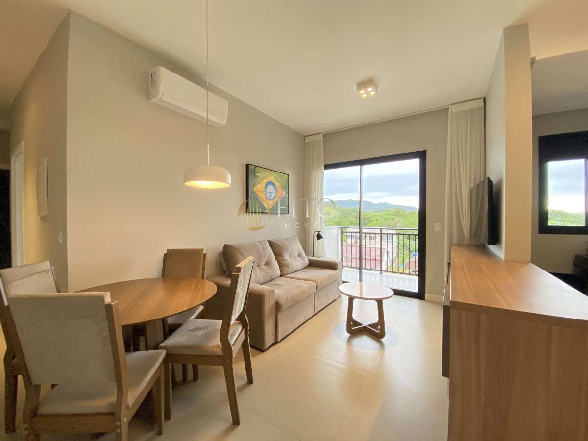 Apartamento mobiliado com 02 dormitórios, à venda em Cachoeira do Bom Jesus, Florianópolis.