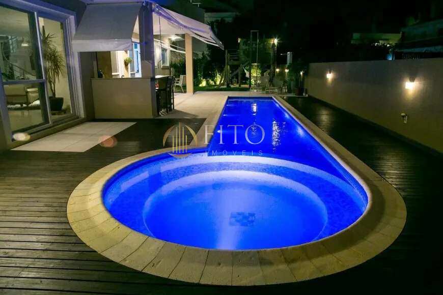 Casa á venda com 04 suítes em Jurerê Internacional! - Fito Imóveis