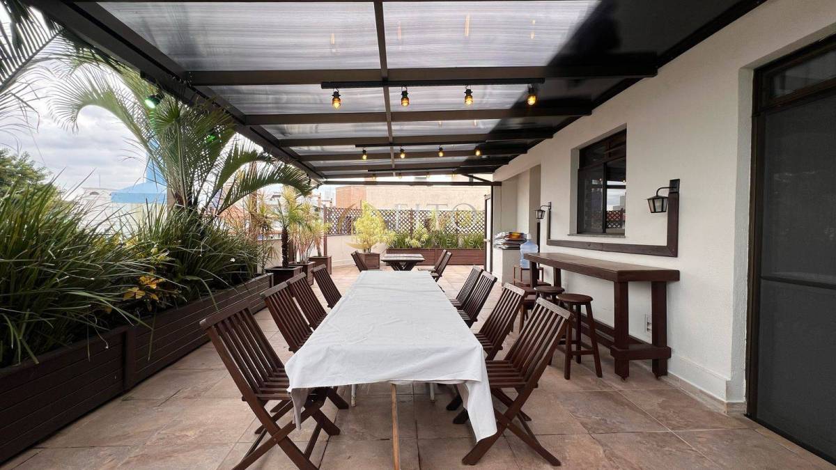 Cobertura à venda em Florianópolis, Jurerê, com 3 quartos, 200m² - Fito Imóveis