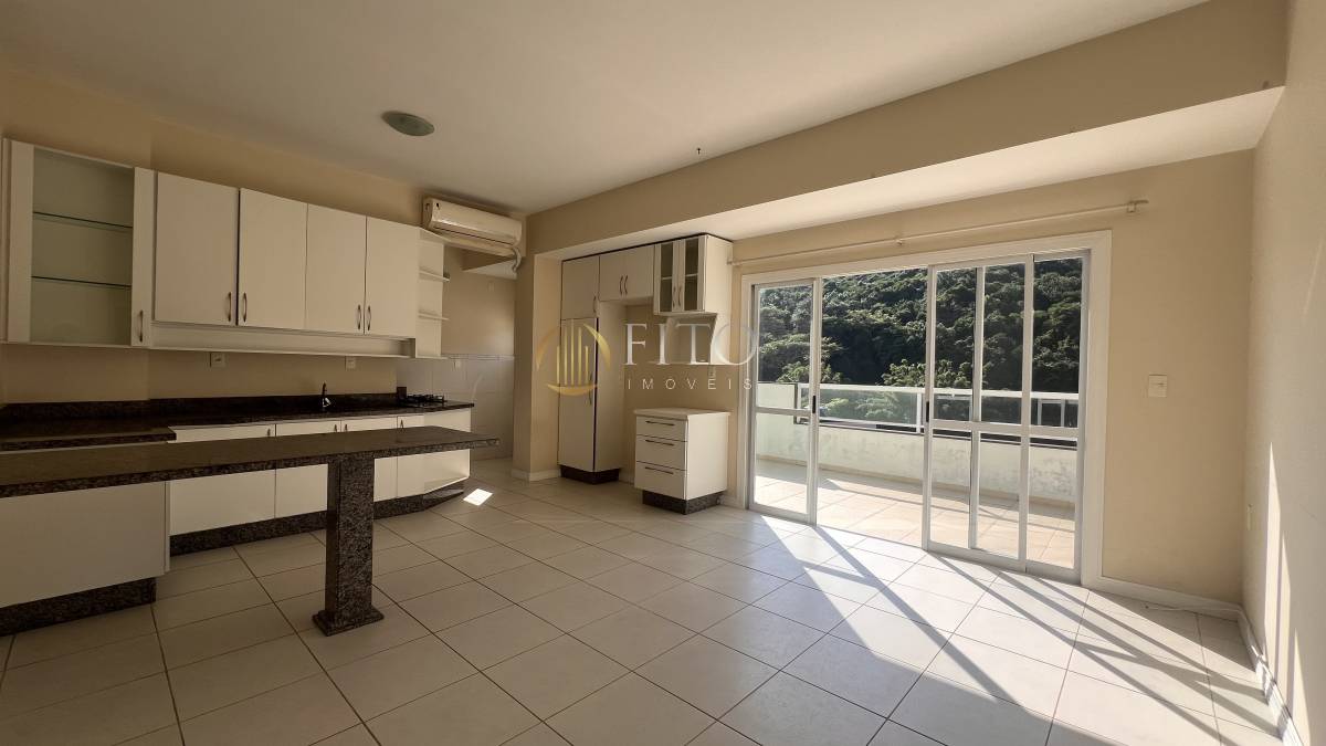 Cobertura à venda em Florianópolis, Jurerê, com 3 quartos, 126m² - Fito Imóveis
