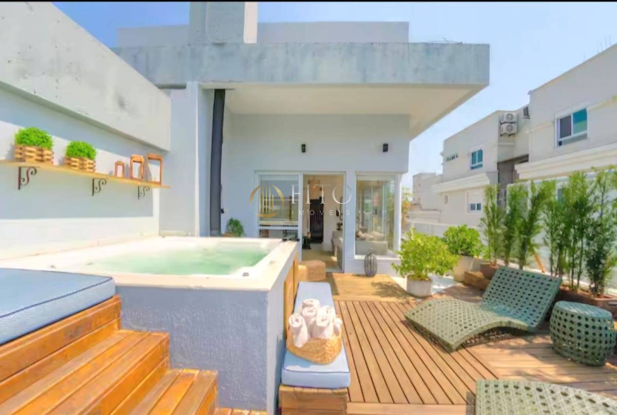 Cobertura à venda em Florianópolis, Jurerê Internacional, com 4 quartos, 310,00m² - Fito Imóveis
