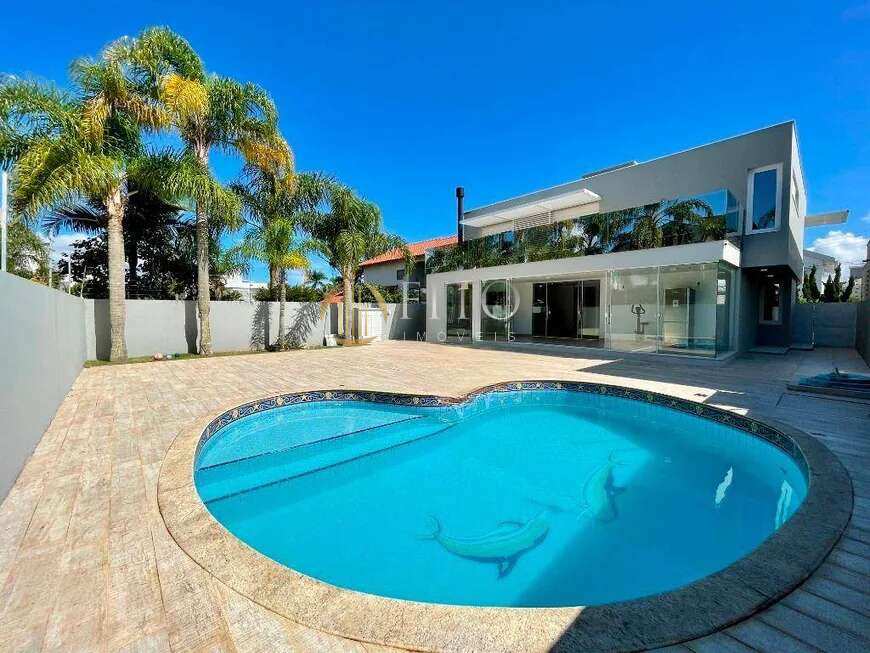 Casa com 3 suítes em Jurerê Internacional! - Fito Imóveis