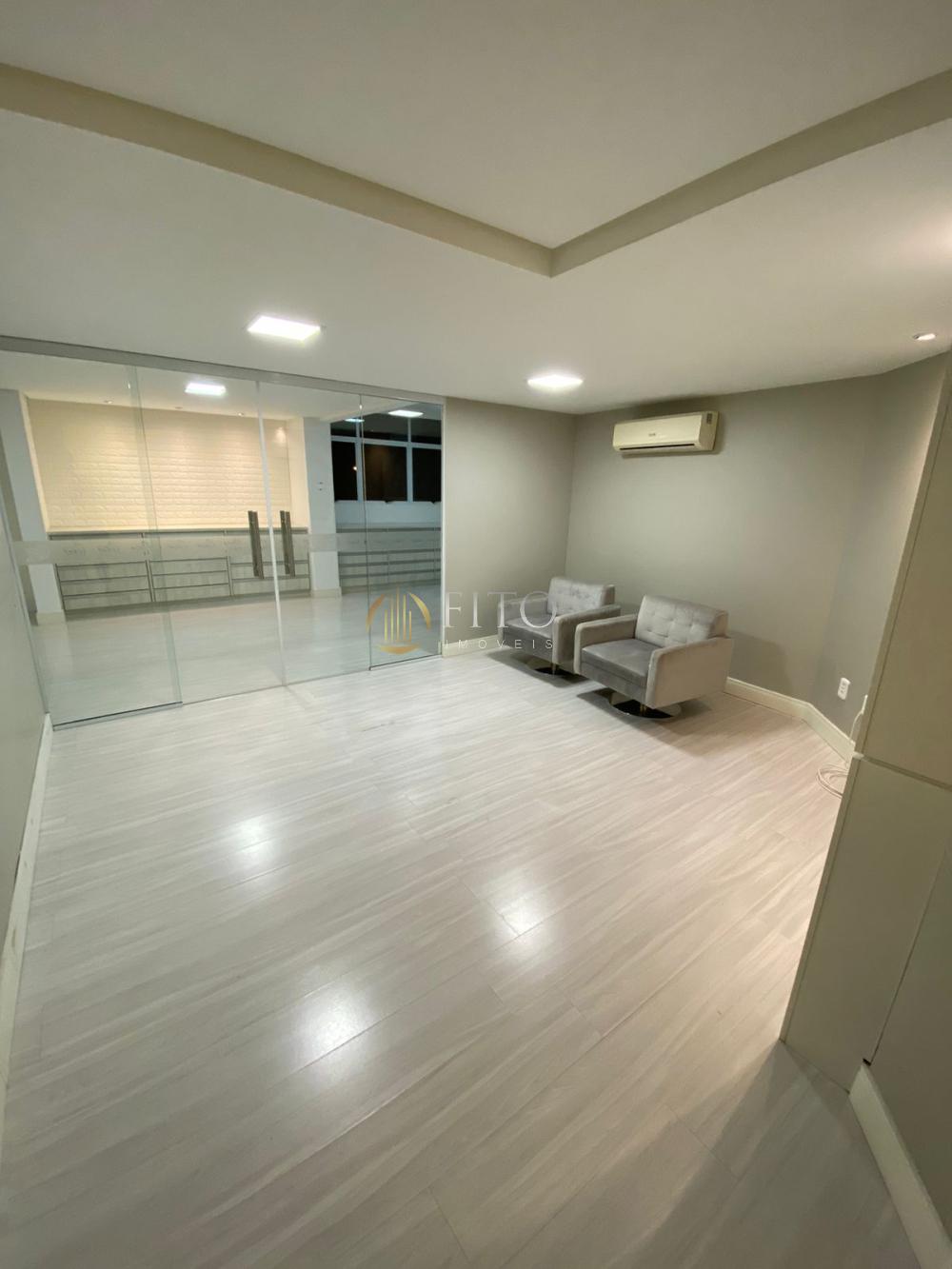 Sala comercial à venda em Florianópolis, Jurerê, 99,00m² - Fito Imóveis