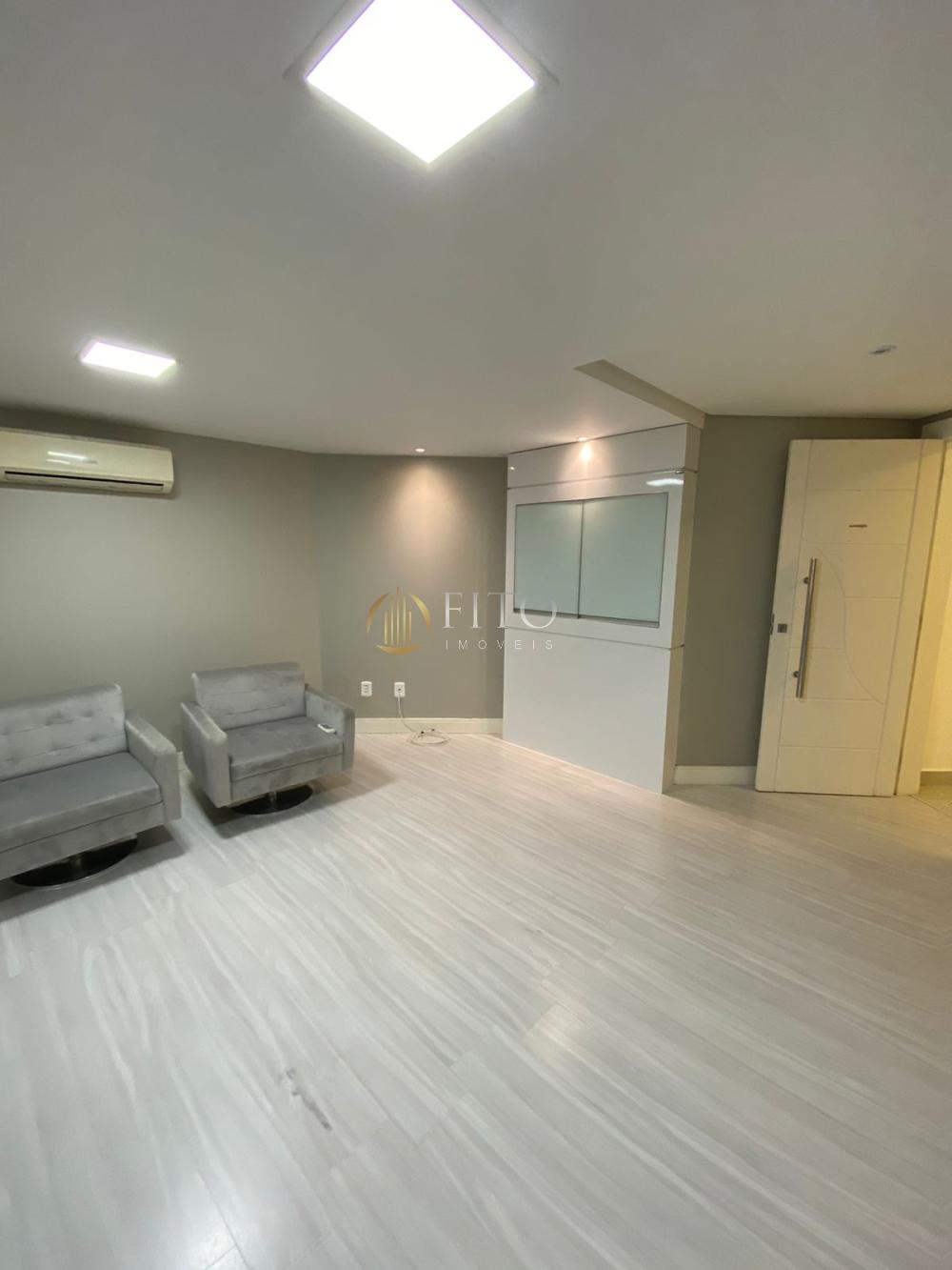 Sala comercial à venda em Florianópolis, Jurerê, 99,00m² - Fito Imóveis