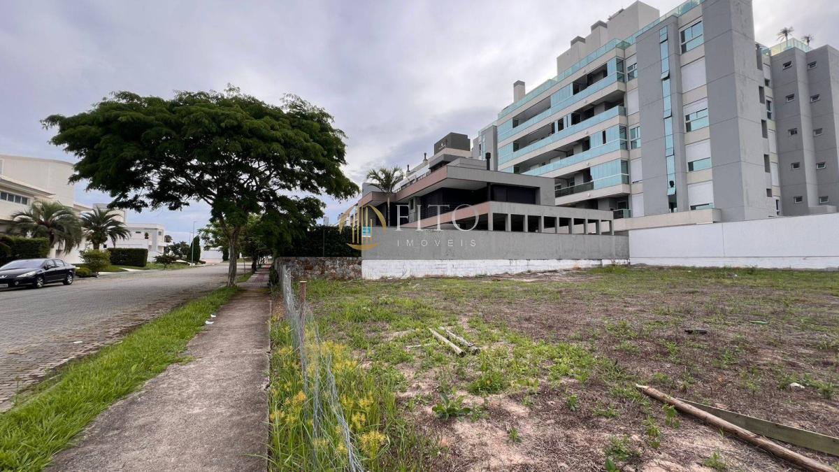 Terreno à venda em Florianópolis, Jurerê Internacional, 659m² - Fito Imóveis