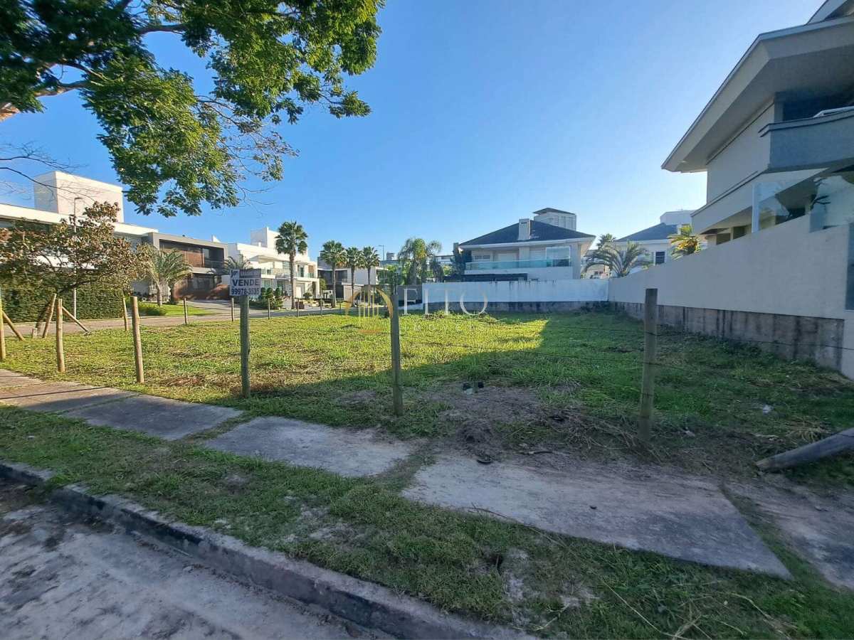 Terreno à venda em Florianópolis, Jurerê Internacional, 660,00m² - Fito Imóveis